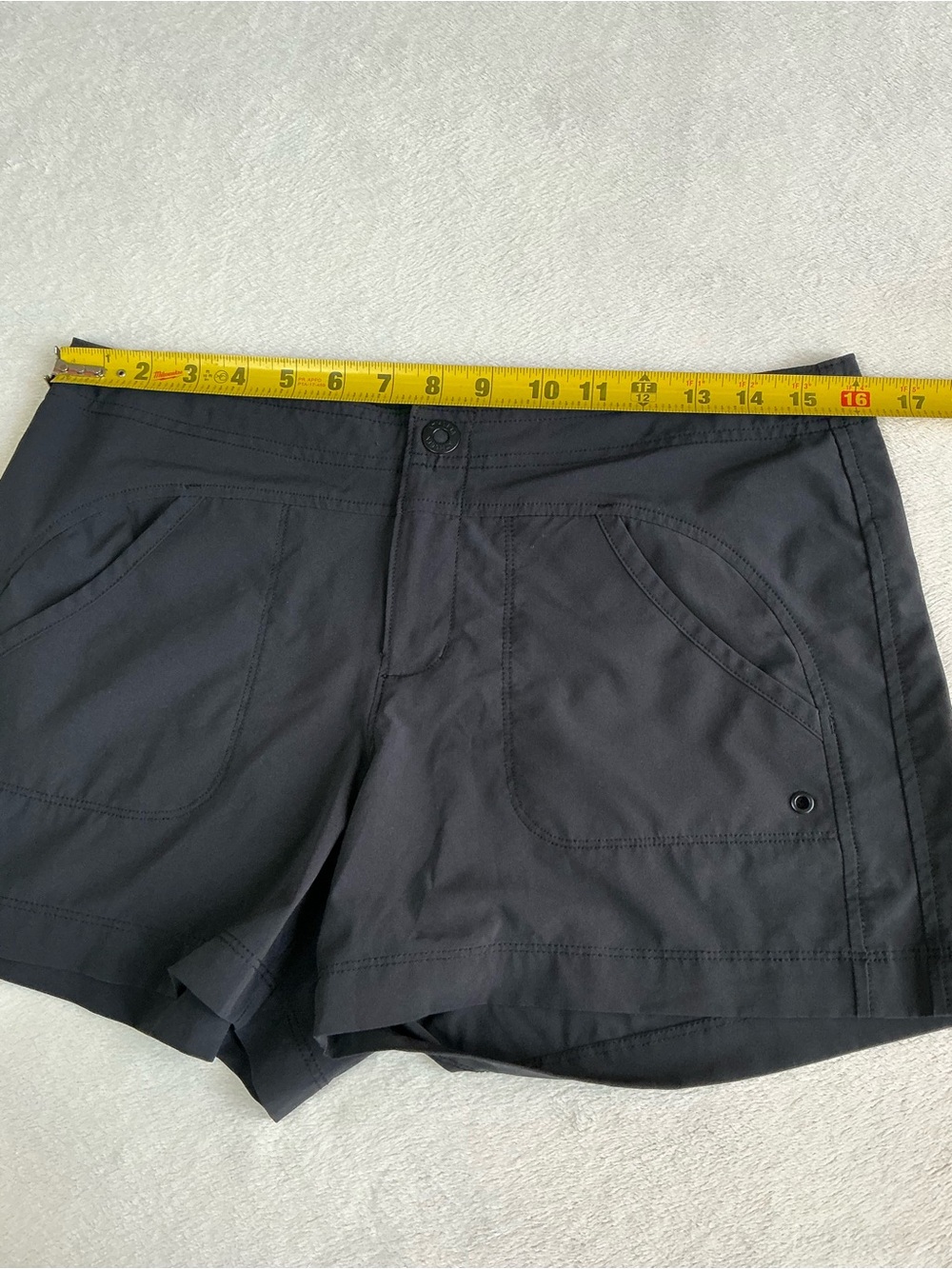 Athleta Black Hiking Board Shorts Size 6 Activewear Pockets - Picture 4 of 13